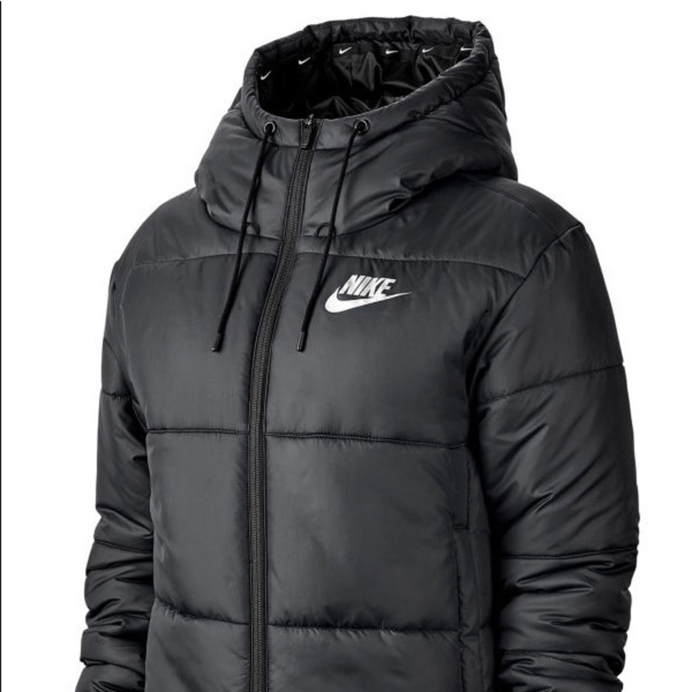 Nike heavyweight puffer jacket